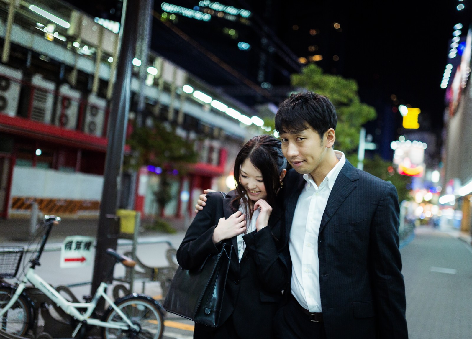 ��������j��